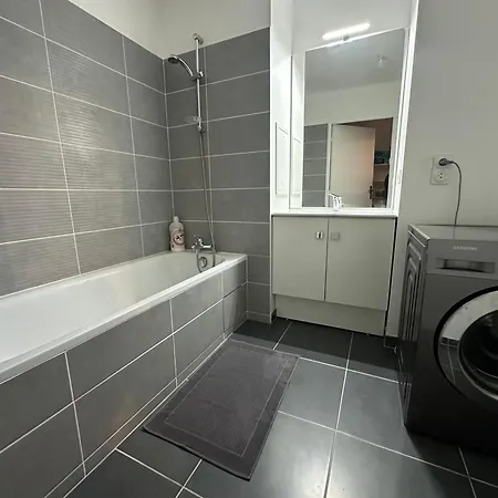 Nid Confortable Pres De Paris Bagneux  Exterior photo
