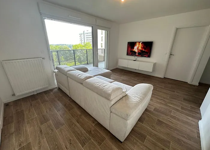 Nid Confortable Pres De Paris